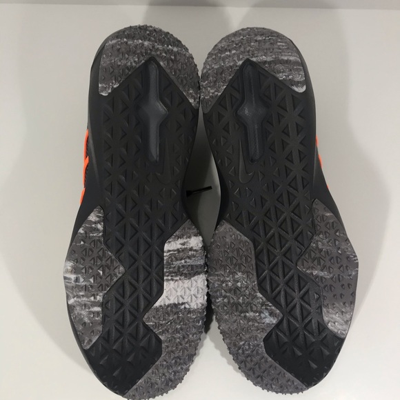 Nike Retaliation TR 2 - Picture 6 of 7